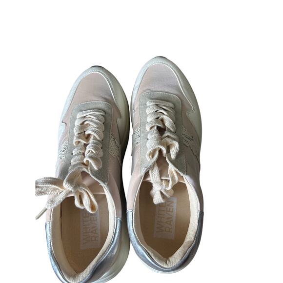 NWOB White Raven Pink White Silver Fashion Sneaker Sz 8.5 - Picture 3 of 5